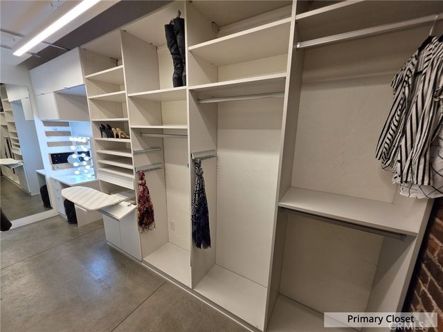 835 Locust 518, Long Beach, CA 90813