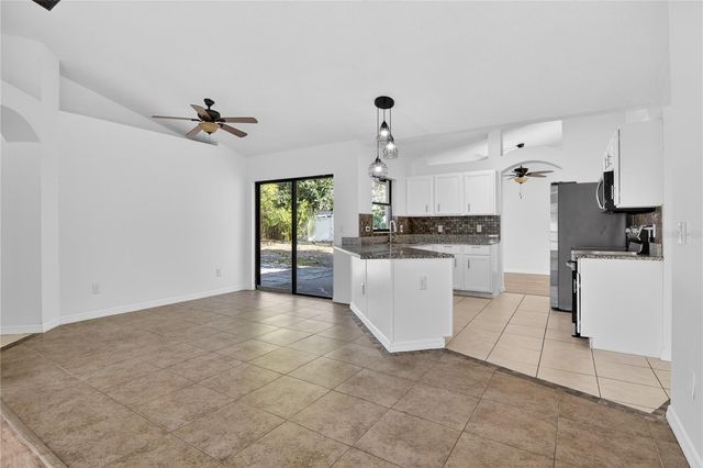 2075 HEDGEROW CIRCLE, Ocoee, FL 34761