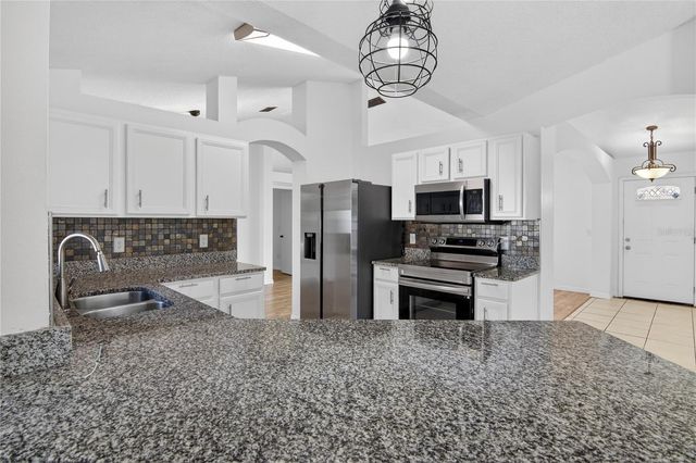 2075 HEDGEROW CIRCLE, Ocoee, FL 34761