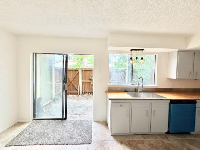 9623 Covey Ridge LN, Austin, TX 78758