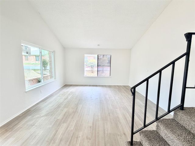 9623 Covey Ridge LN, Austin, TX 78758