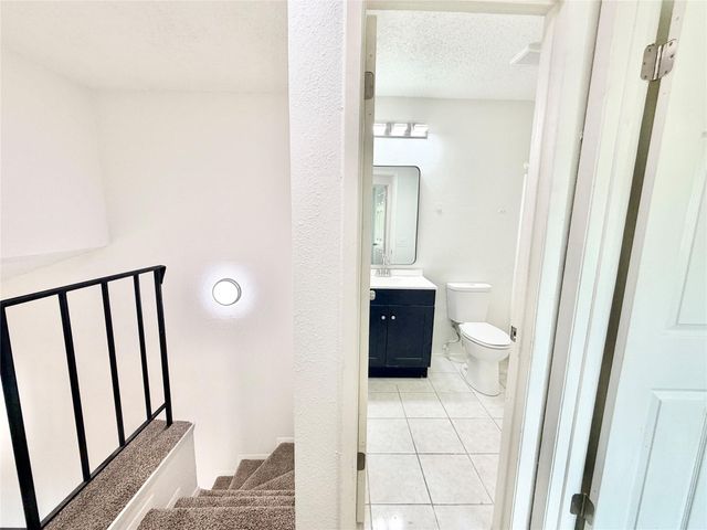 9623 Covey Ridge LN, Austin, TX 78758