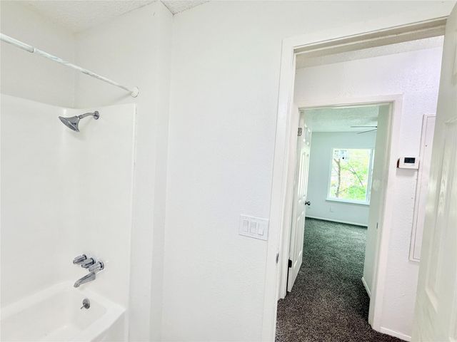 9623 Covey Ridge LN, Austin, TX 78758