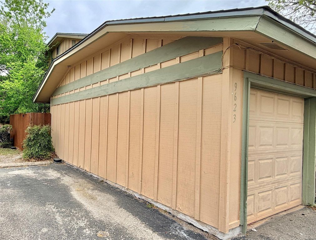 9623 Covey Ridge LN, Austin, TX 78758