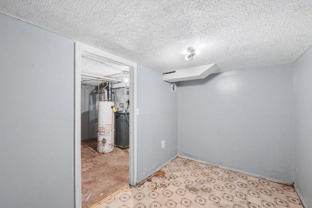 4414 N 25th STREET, Milwaukee, WI 53209