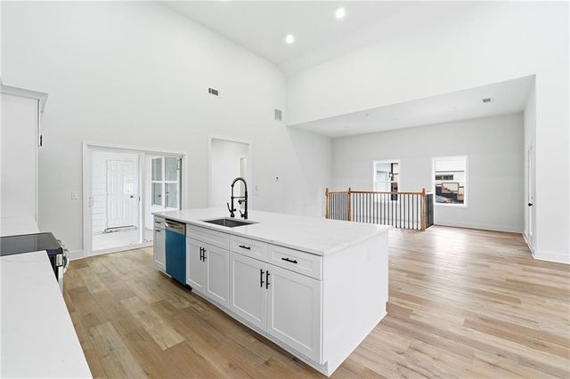 2009 Kenwood Place SE, Smyrna, GA 30082