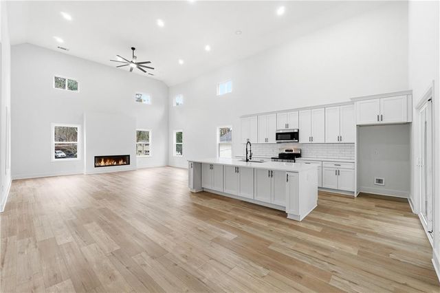 2009 Kenwood Place SE, Smyrna, GA 30082