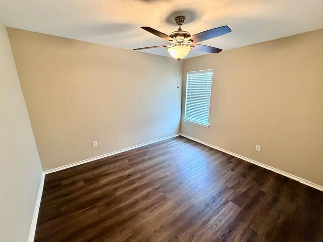 3403 Wickham LN, Austin, TX 78725
