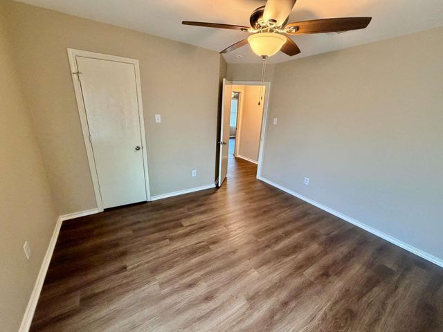 3403 Wickham LN, Austin, TX 78725