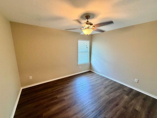 3403 Wickham LN, Austin, TX 78725