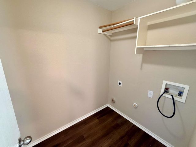 3403 Wickham LN, Austin, TX 78725