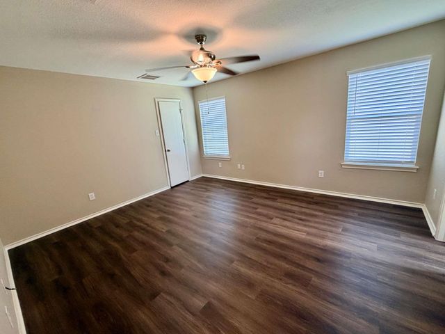 3403 Wickham LN, Austin, TX 78725