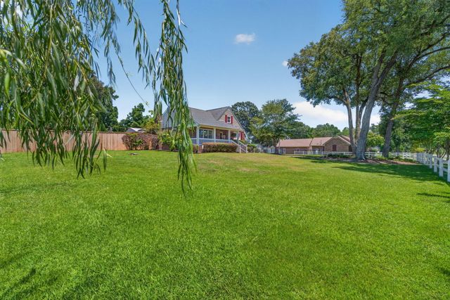 1335 Dennis Boulevard, Moncks Corner, SC 29461