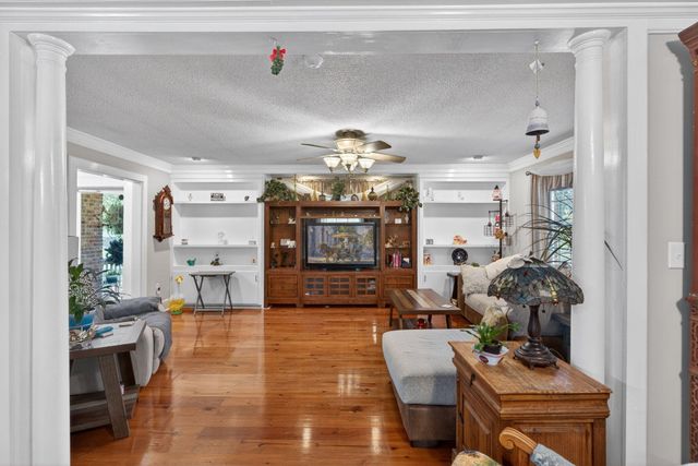 1335 Dennis Boulevard, Moncks Corner, SC 29461