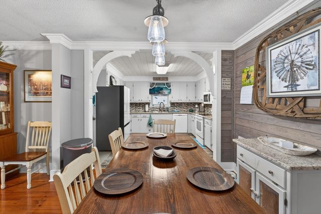 1335 Dennis Boulevard, Moncks Corner, SC 29461