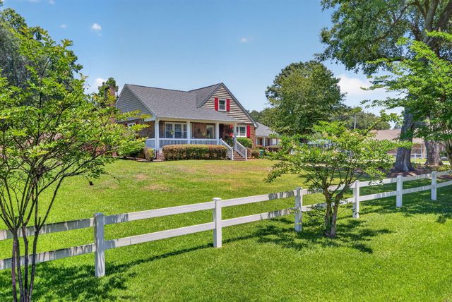 1335 Dennis Boulevard, Moncks Corner, SC 29461