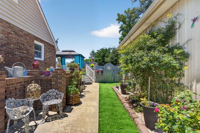 1335 Dennis Boulevard, Moncks Corner, SC 29461