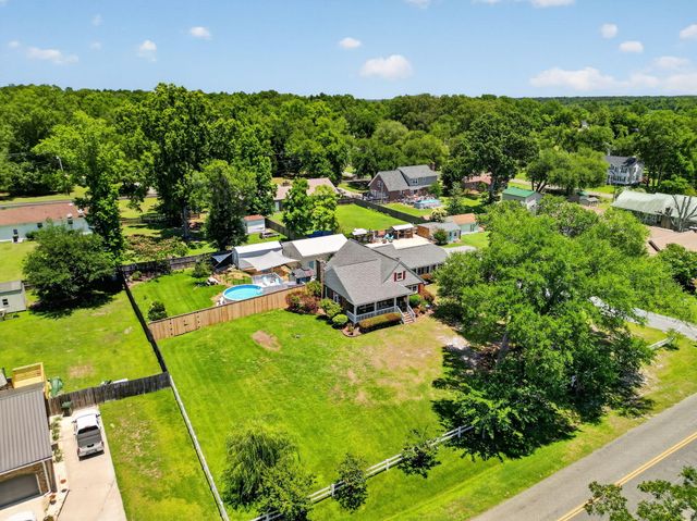 1335 Dennis Boulevard, Moncks Corner, SC 29461