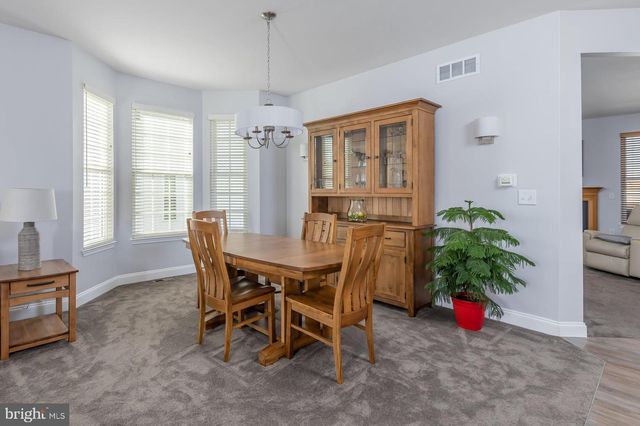 633 WORCESTER DR, West Deptford, NJ 08086