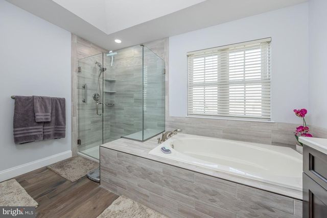 633 WORCESTER DR, West Deptford, NJ 08086