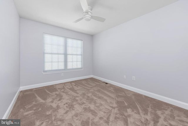 633 WORCESTER DR, West Deptford, NJ 08086