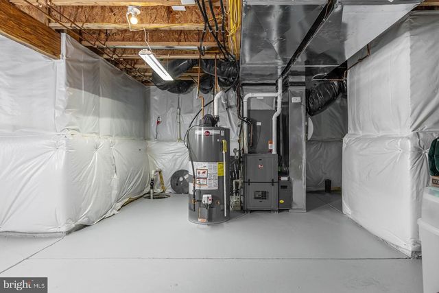 633 WORCESTER DR, West Deptford, NJ 08086