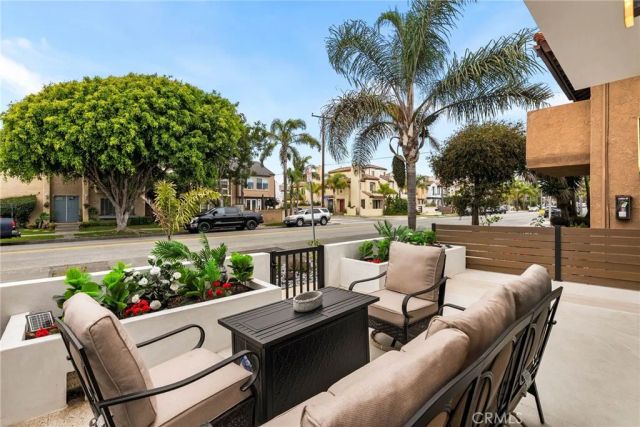 424 20th, Huntington Beach, CA 92648