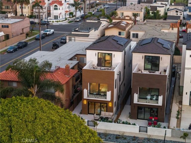 424 20th, Huntington Beach, CA 92648