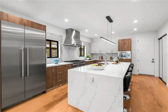 424 20th, Huntington Beach, CA 92648