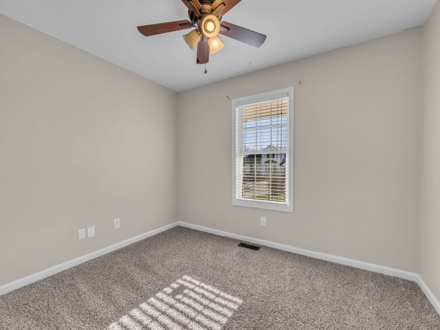 3223 Tabby Dr, Clarksville, TN 37042