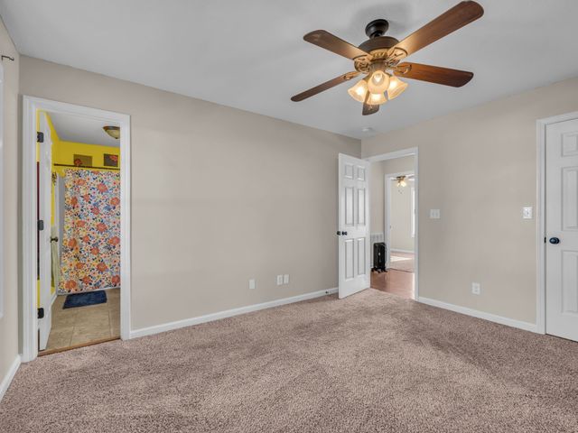 3223 Tabby Dr, Clarksville, TN 37042