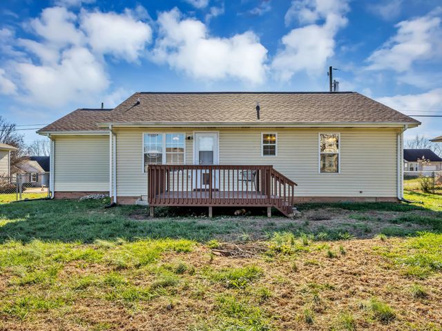 3223 Tabby Dr, Clarksville, TN 37042