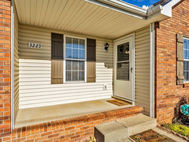 3223 Tabby Dr, Clarksville, TN 37042
