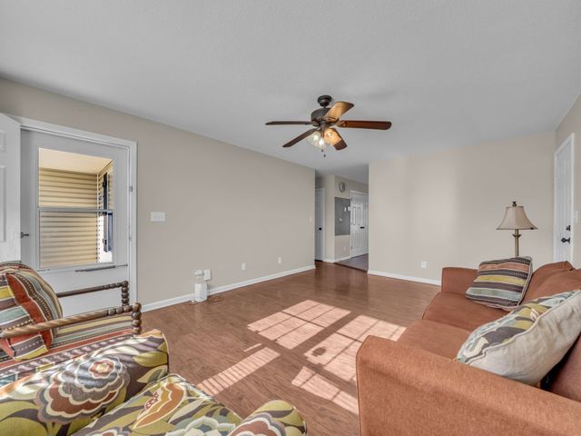 3223 Tabby Dr, Clarksville, TN 37042