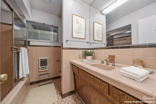 2424 Beverly Place, Columbus, OH 43209