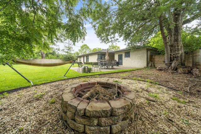 2424 Beverly Place, Columbus, OH 43209