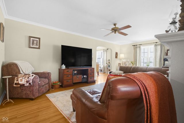 2023 Franklin Street, Columbus, IN 47201