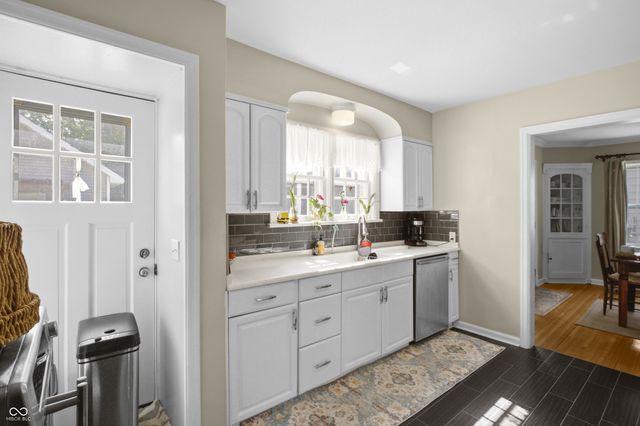 2023 Franklin Street, Columbus, IN 47201