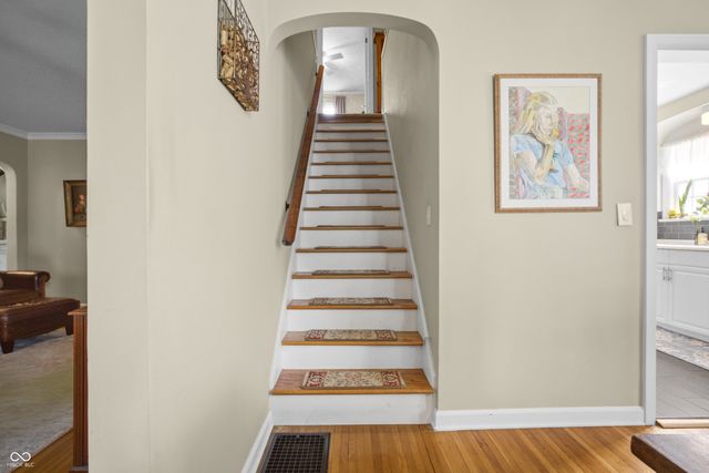 2023 Franklin Street, Columbus, IN 47201