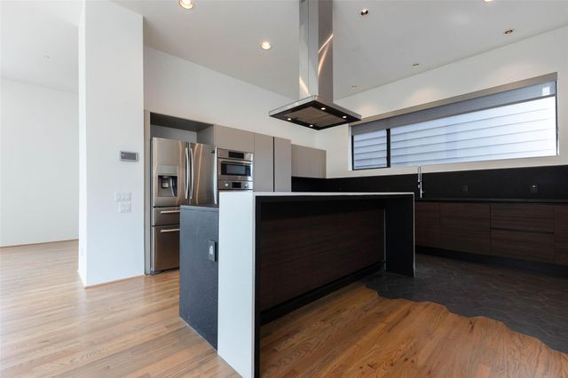 1605 Welch Street B, Houston, TX 77006