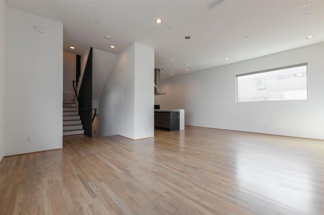 1605 Welch Street B, Houston, TX 77006