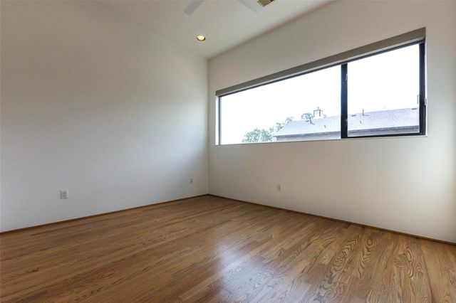 1605 Welch Street B, Houston, TX 77006