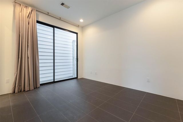 1605 Welch Street B, Houston, TX 77006