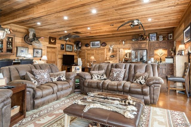 17138 Wesley Chapel, Ralph, AL 35480