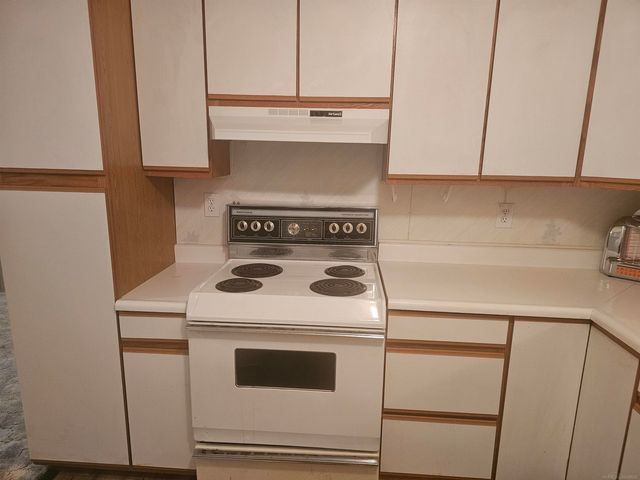 3825 Lapham Drive, Harrison, MI 48625