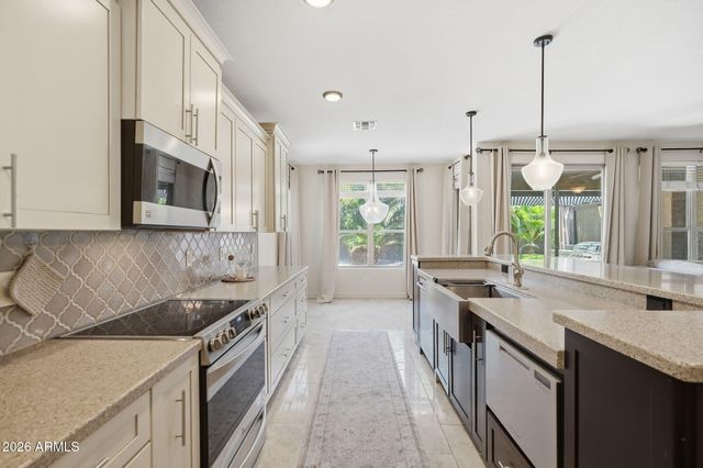 2698 E TEAKWOOD Place, Chandler, AZ 85249