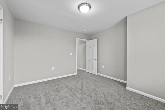 425 ILCHESTER AVE, Baltimore, MD 21218