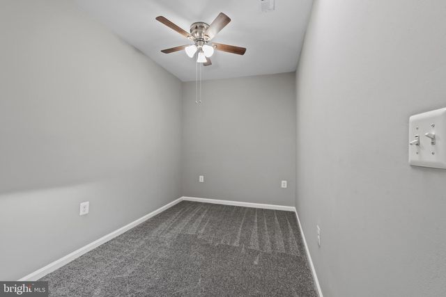 425 ILCHESTER AVE, Baltimore, MD 21218