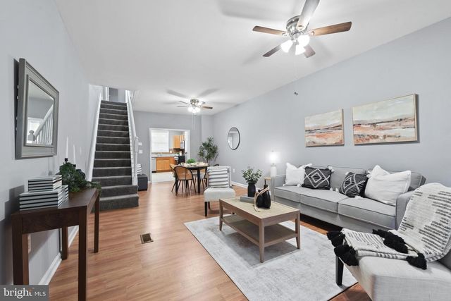 425 ILCHESTER AVE, Baltimore, MD 21218