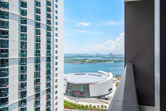 601 NE 1st Avenue 2809, Miami, FL 33132